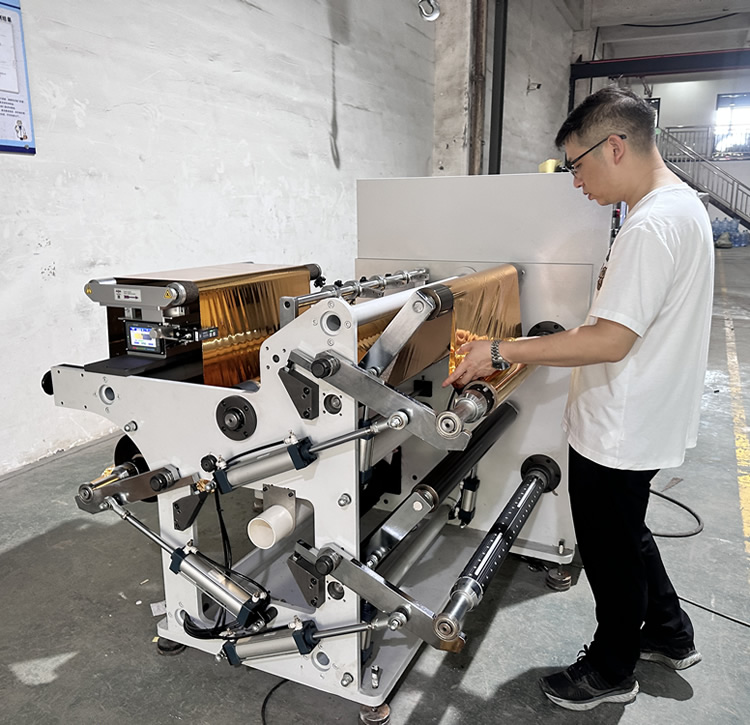 DFQ700型冷烫膜乐竞手机平台